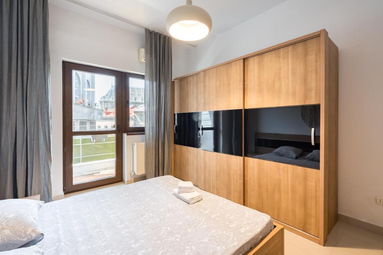 Modern & Spacious Apartment - Prime Location Near Bucharest'S Old Town Kültér fotó