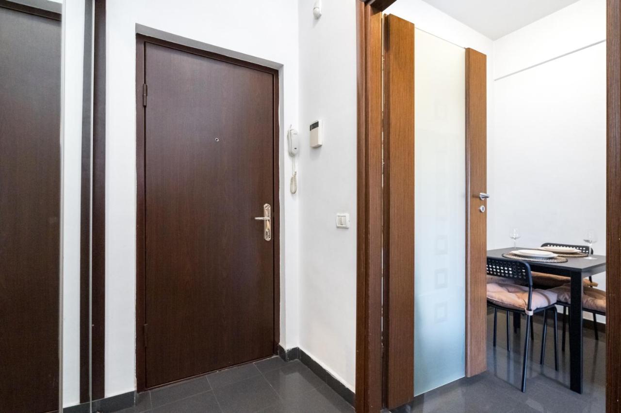 Modern & Spacious Apartment - Prime Location Near Bucharest'S Old Town Kültér fotó