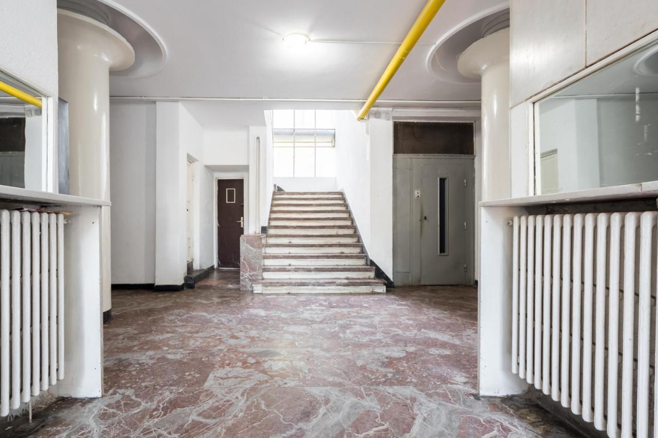 Modern & Spacious Apartment - Prime Location Near Bucharest'S Old Town Kültér fotó