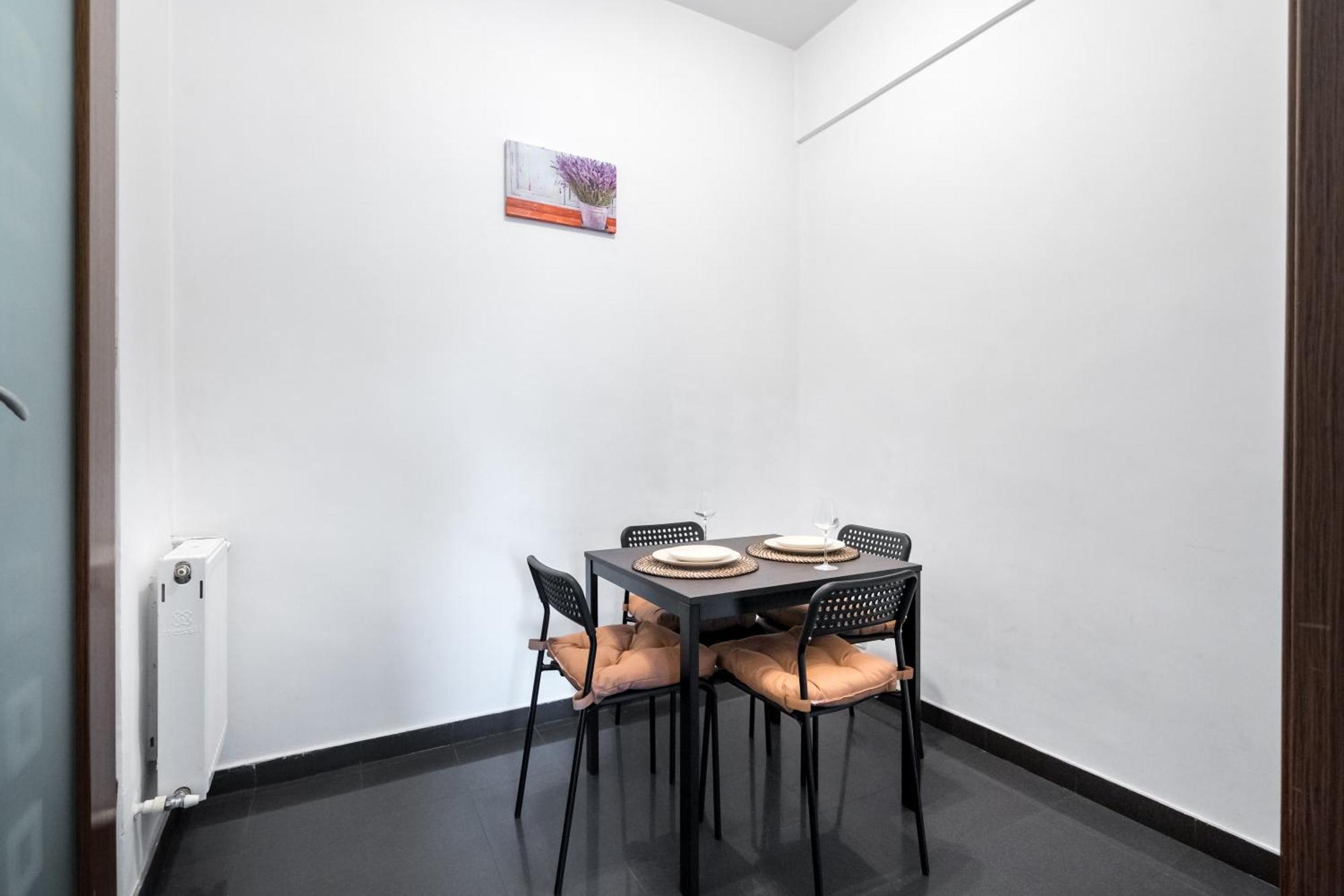 Modern & Spacious Apartment - Prime Location Near Bucharest'S Old Town Kültér fotó